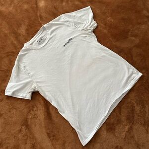 COLUMBIA White Short Sleeve Tee
